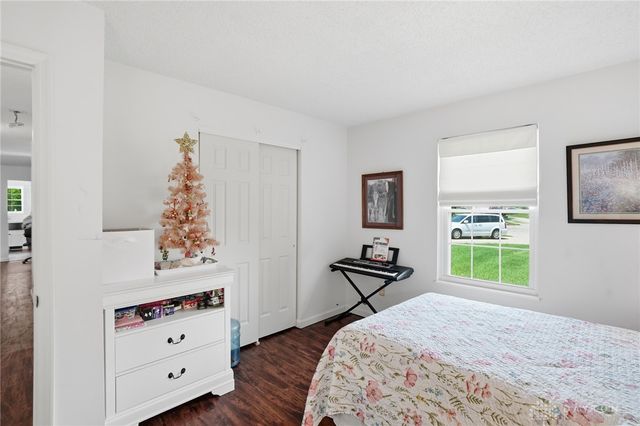927 Golden Meadows Court, Trenton, OH 45067
