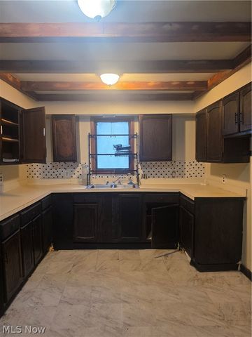 5719 Hege Avenue, Cleveland, OH 44105