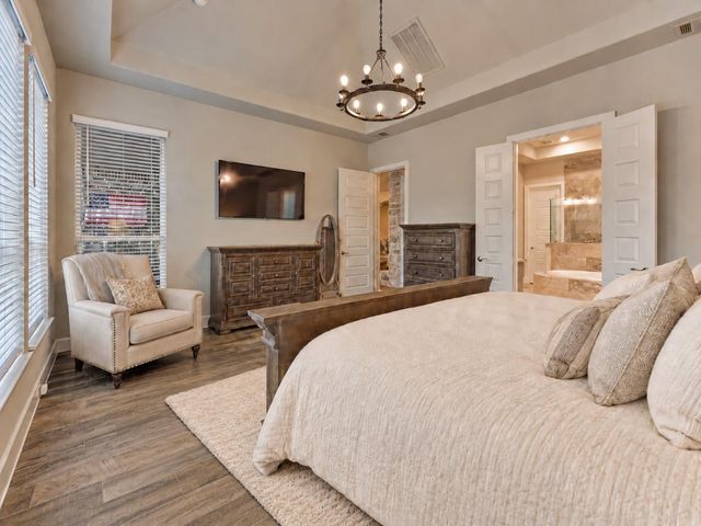 305 Pewter Sky Drive, Montgomery, TX 77316