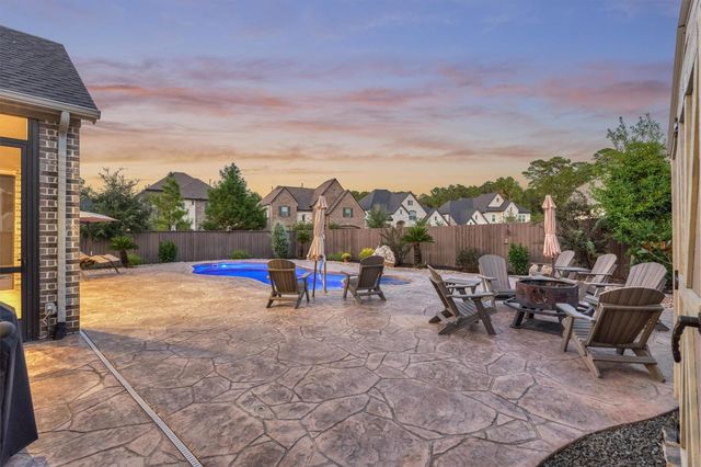 305 Pewter Sky Drive, Montgomery, TX 77316