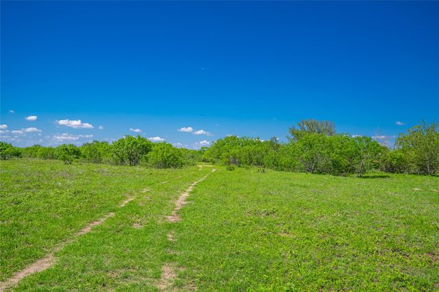 0 Sparta Field Road, Waelder, TX 78959