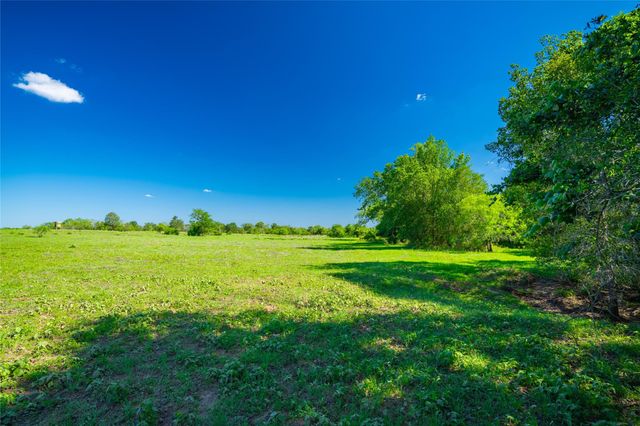 0 Sparta Field Road, Waelder, TX 78959