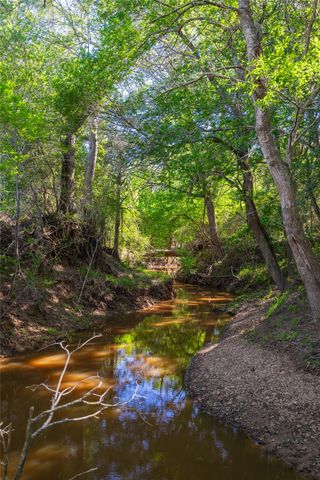 0 Sparta Field Road, Waelder, TX 78959