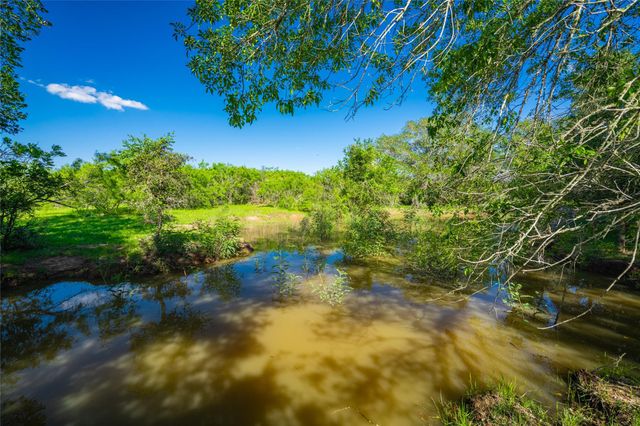 0 Sparta Field Road, Waelder, TX 78959
