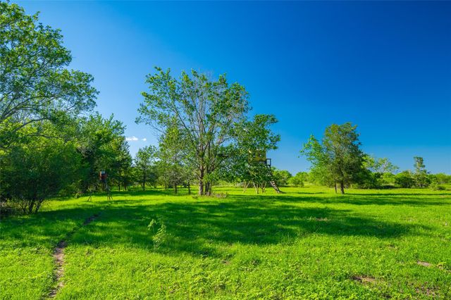 0 Sparta Field Road, Waelder, TX 78959