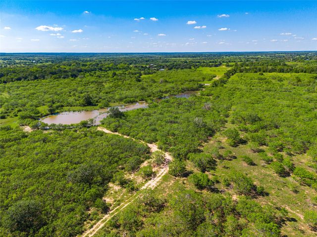 0 Sparta Field Road, Waelder, TX 78959
