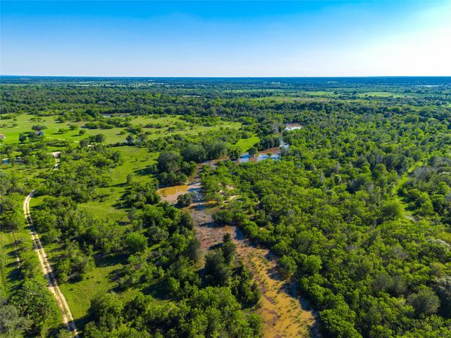 0 Sparta Field Road, Waelder, TX 78959