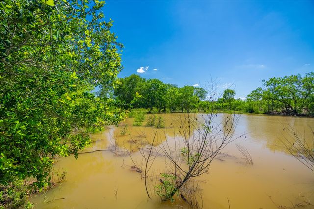 0 Sparta Field Road, Waelder, TX 78959