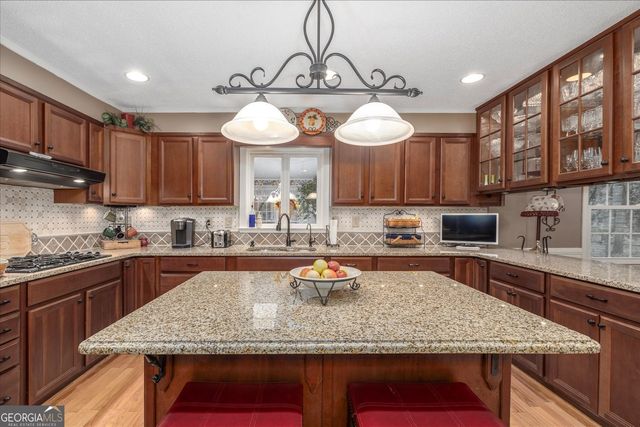 1942 Musket Court, Smoke Rise, GA 30087