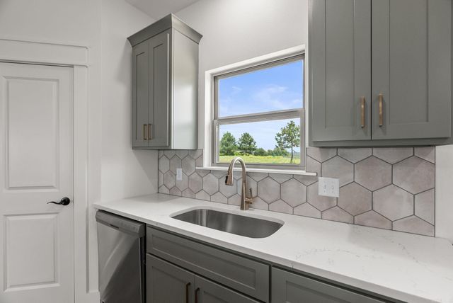 32 High Point Drive, Greenbrier, AR 72058