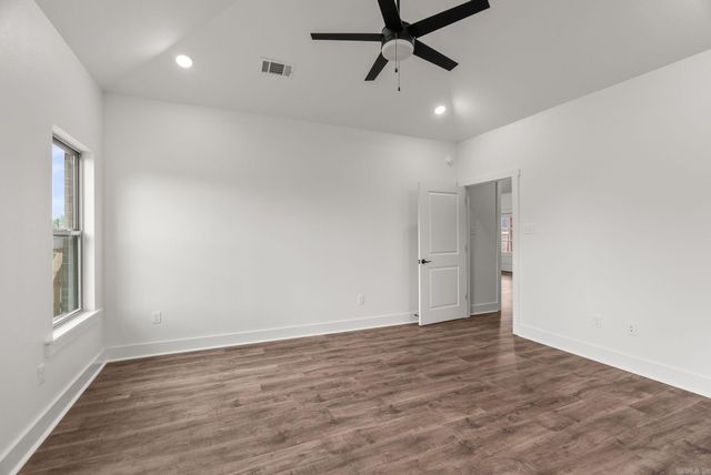 32 High Point Drive, Greenbrier, AR 72058