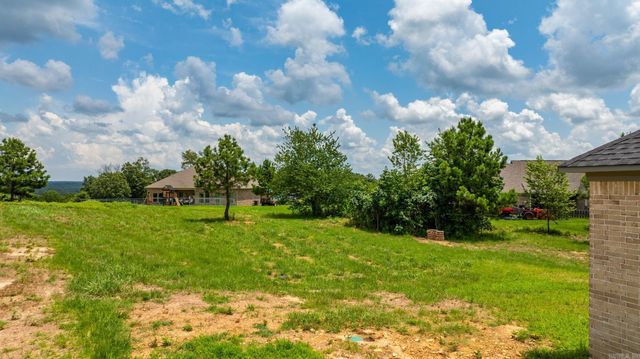 32 High Point Drive, Greenbrier, AR 72058