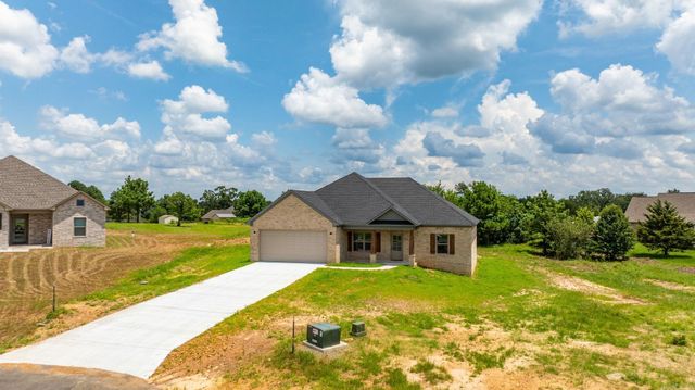 32 High Point Drive, Greenbrier, AR 72058