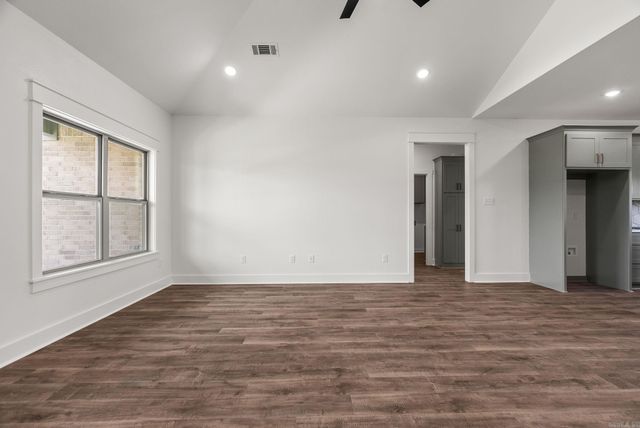 32 High Point Drive, Greenbrier, AR 72058