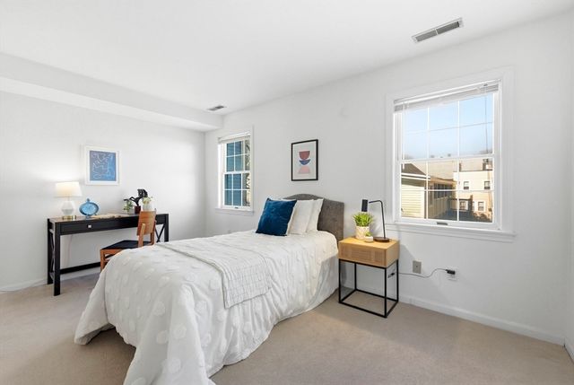 59 Union St 59R, Boston, MA 02135