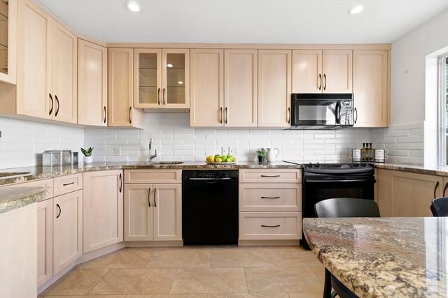 59 Union St 59R, Boston, MA 02135