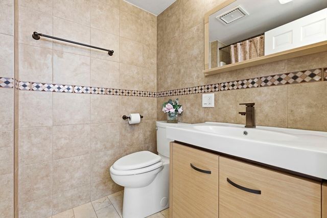 59 Union St 59R, Boston, MA 02135