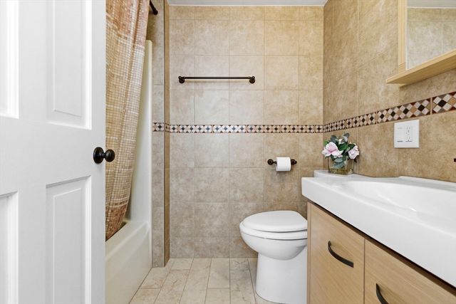 59 Union St 59R, Boston, MA 02135