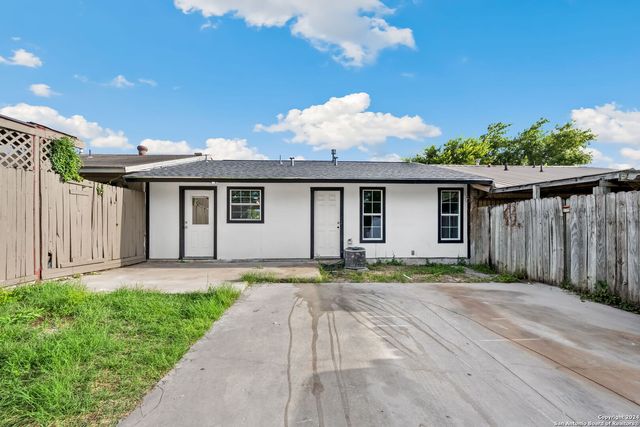 5943 Fairbrook, San Antonio, TX 78242