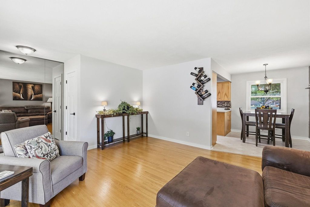 2692 Marion Street, Roseville, MN 55113 — photo 4