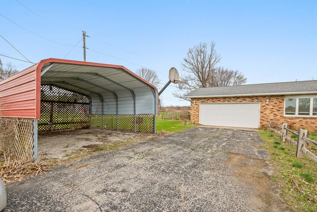 8977 E Chicago Trail, New Carlisle, IN 46552