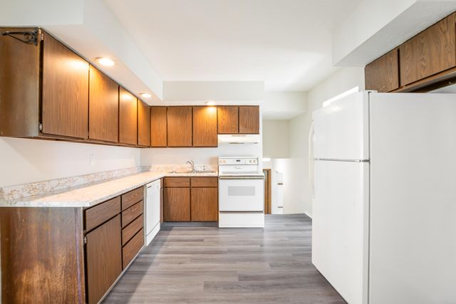 8977 E Chicago Trail, New Carlisle, IN 46552