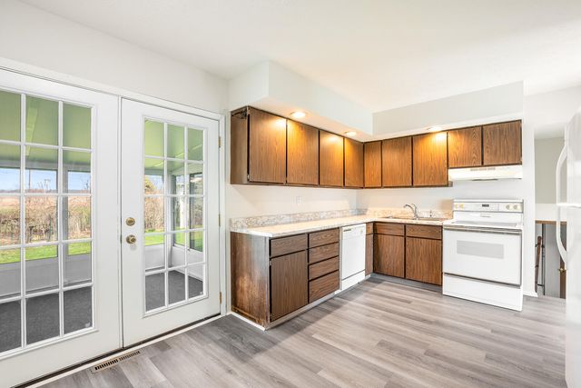 8977 E Chicago Trail, New Carlisle, IN 46552