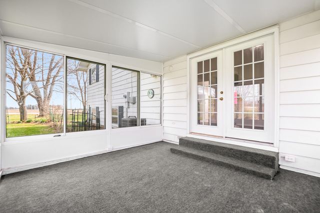 8977 E Chicago Trail, New Carlisle, IN 46552