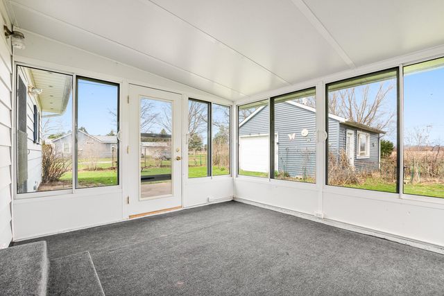 8977 E Chicago Trail, New Carlisle, IN 46552