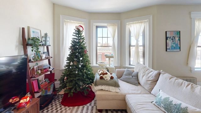 1161 Commonwealth Ave 8, Boston, MA 02134