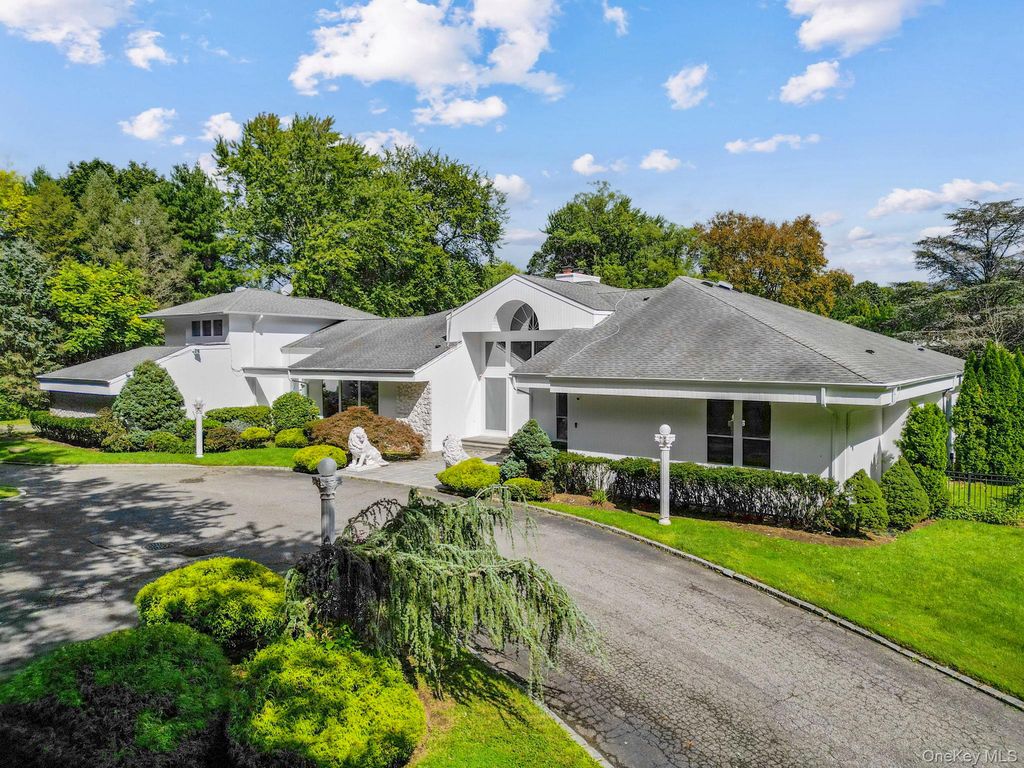 6 Quail Path, Glen Head, NY 11545 — photo 2