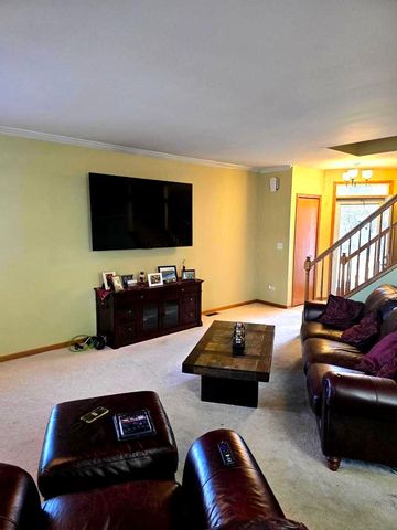 16719 S Sunset Ridge Court, Lockport, IL 60441