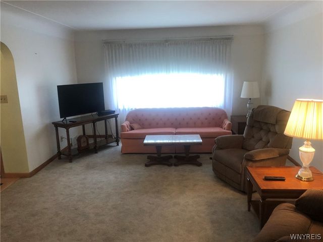 3602 Grafton, Hamburg, NY 14219
