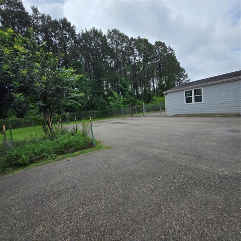 476 Road 5005, Cleveland, TX 77327