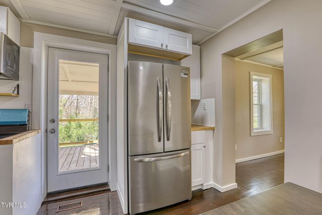 720 Old Highway 11, Rogersville, TN 37857