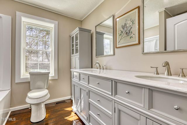 720 Old Highway 11, Rogersville, TN 37857