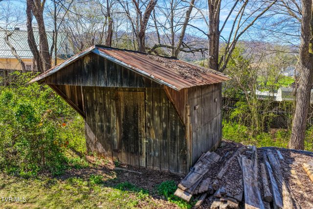 720 Old Highway 11, Rogersville, TN 37857