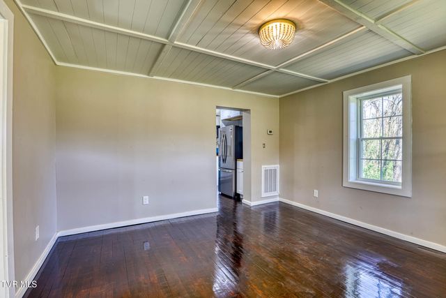720 Old Highway 11, Rogersville, TN 37857