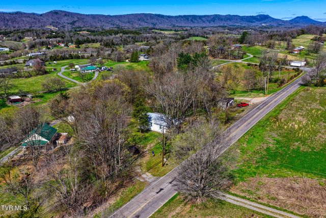 720 Old Highway 11, Rogersville, TN 37857