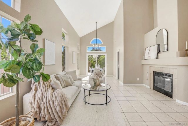 13354 Darview, San Diego, CA 92129