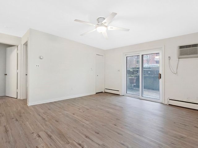 60 Lionel Ave B, Waltham, MA 02452