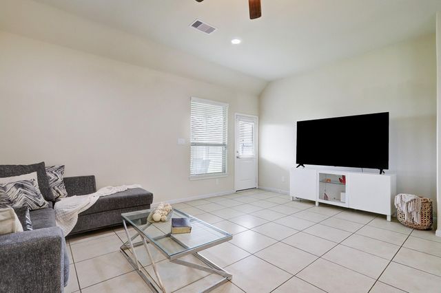 18939 Hartford Falls Lane, Richmond, TX 77407