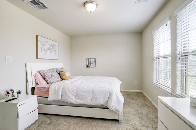 18939 Hartford Falls Lane, Richmond, TX 77407