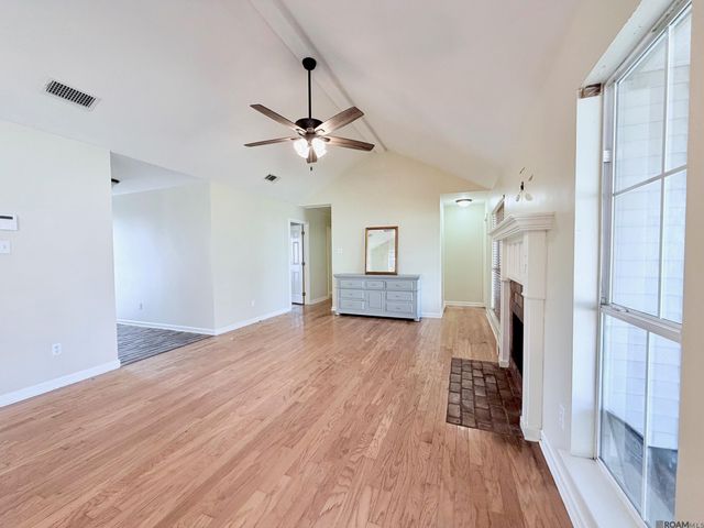 17047 Hunters Trace St W, Prairieville, LA 70769