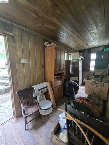 821 Kilkare Rd, Sunol, CA 94586