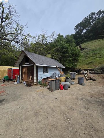 821 Kilkare Rd, Sunol, CA 94586