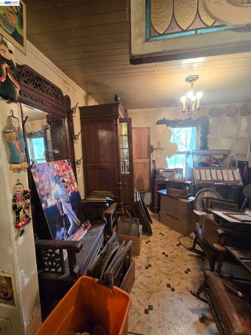 821 Kilkare Rd, Sunol, CA 94586