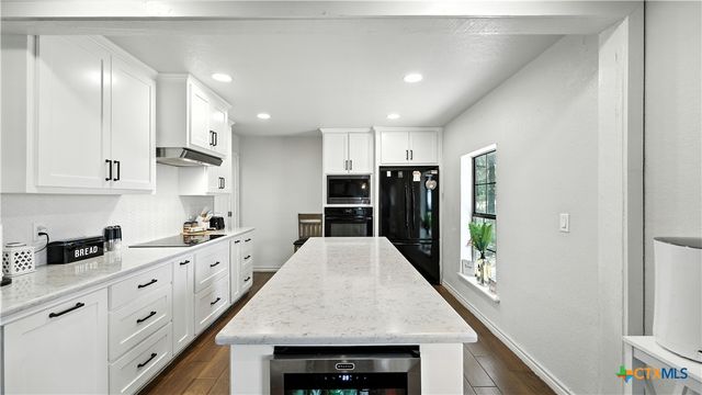 1784 Fm 538, Stockdale, TX 78160