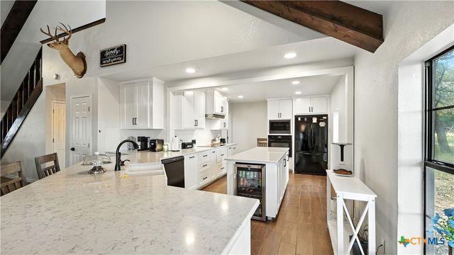 1784 Fm 538, Stockdale, TX 78160