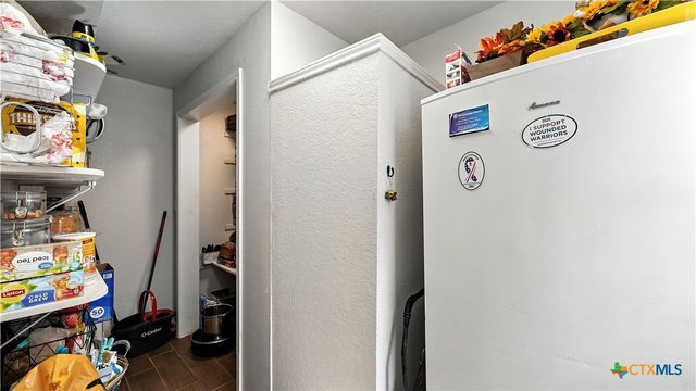 1784 Fm 538, Stockdale, TX 78160